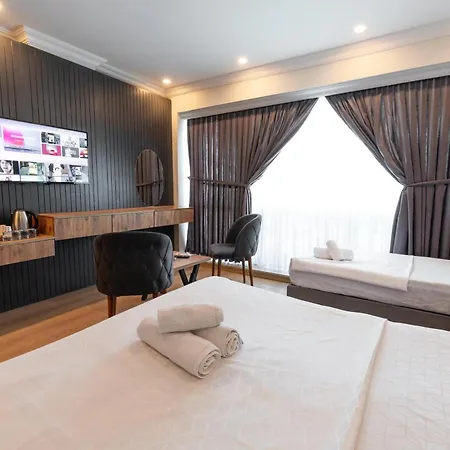 Hotel Highway 34 3*