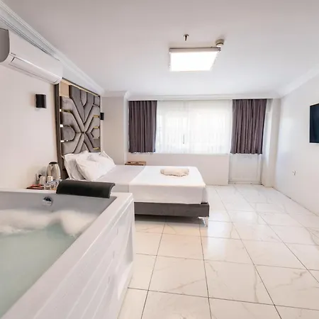 Hotell Highway 34 3*